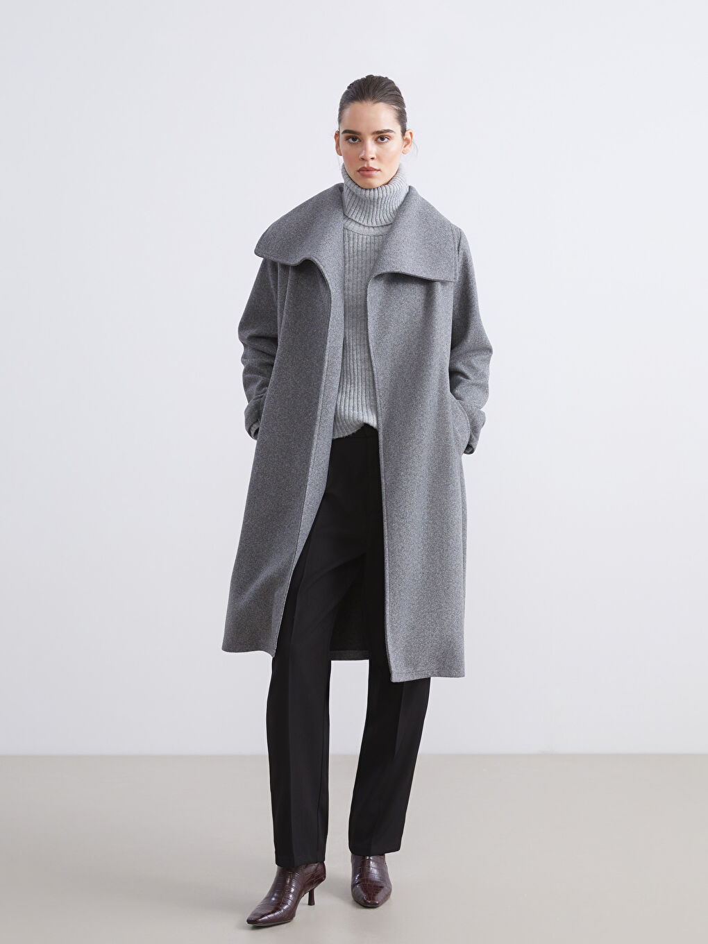 Double Breasted Women's Cachet Overcoat-1