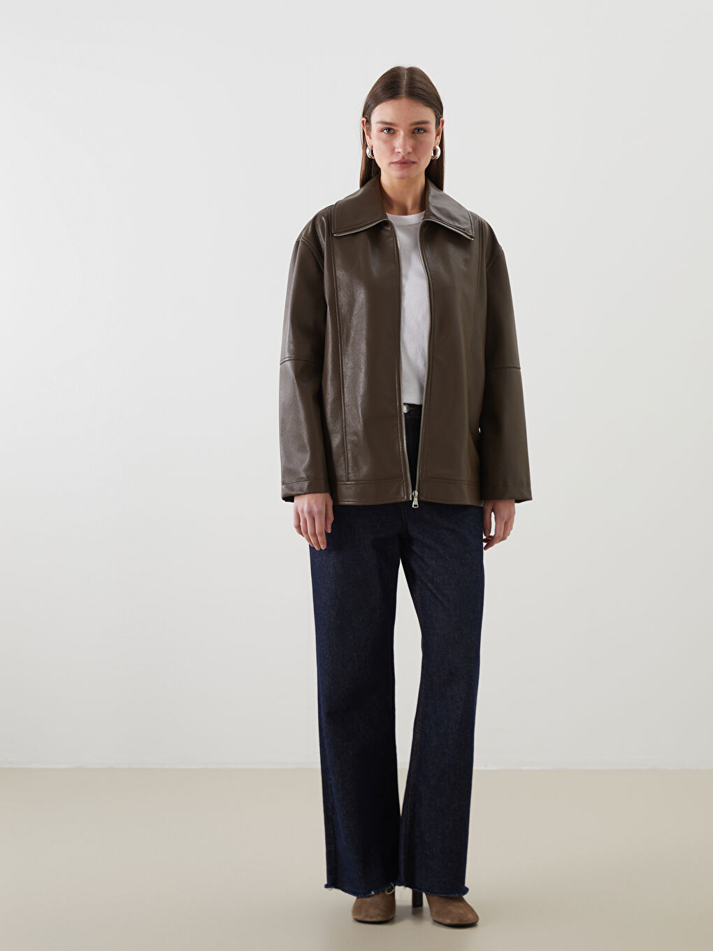 LCW Modest Collared Neck Oversize Women's Faux Leather Jacket -W58820Z8-CU8