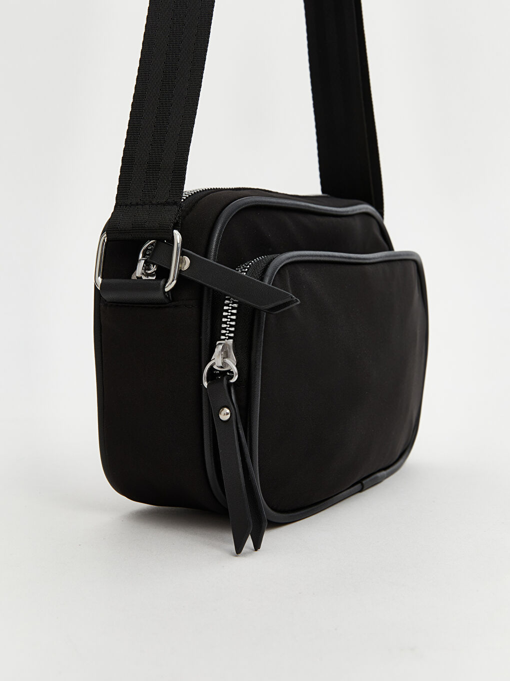 LCW ACCESSORIES حقيبة نساء بمقبض علوي -W58832Z8-CVL