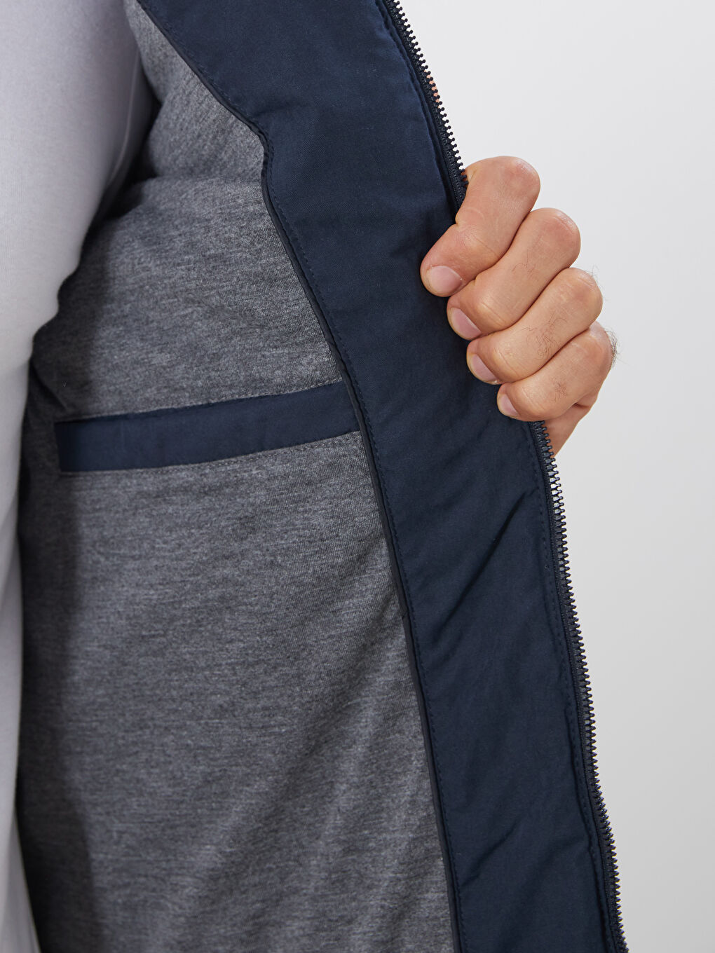 Standard Fit Funnel Neck Men's Puffer Coat-3