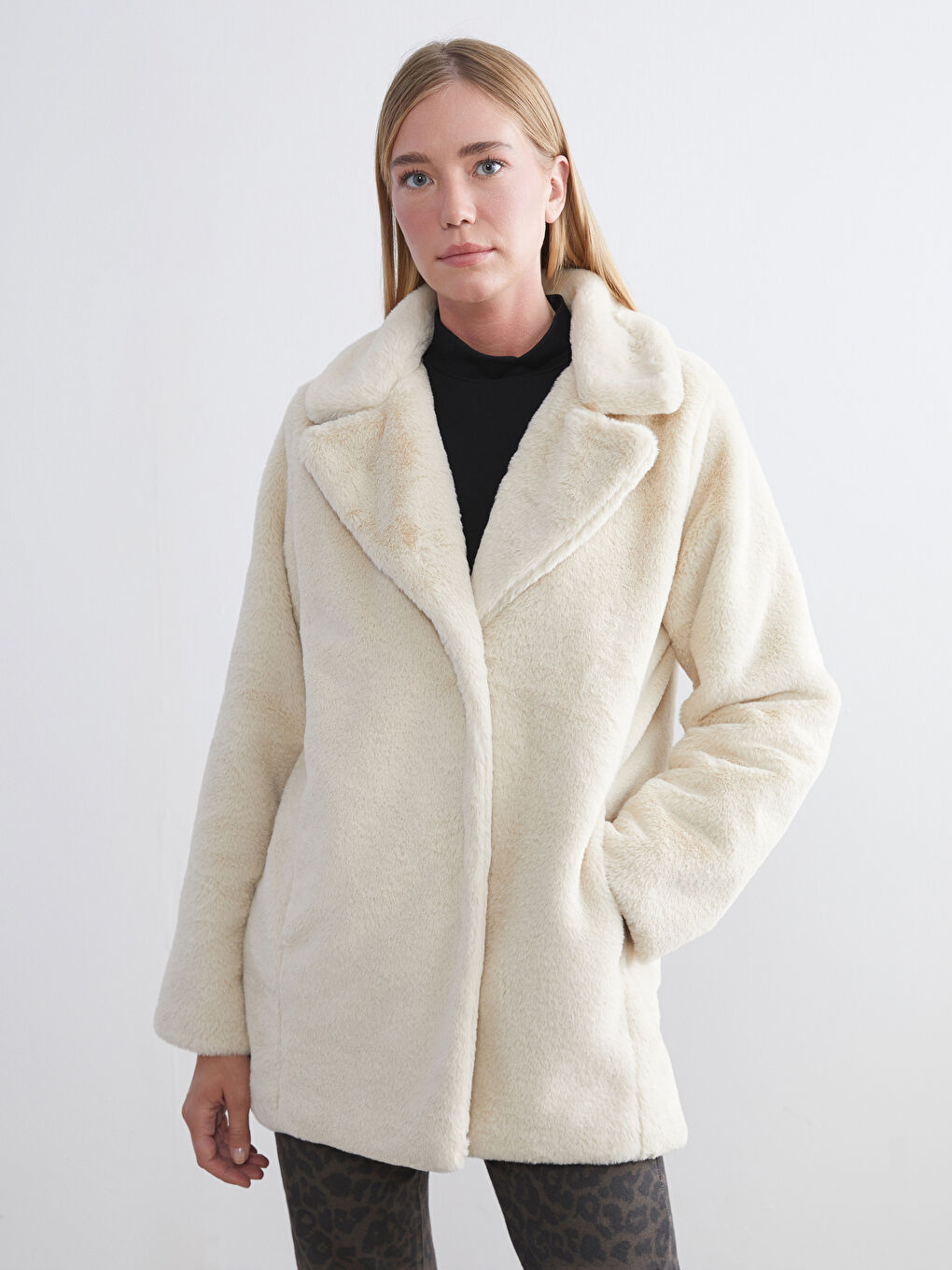 Jacket Neck Women's Fur Overcoat