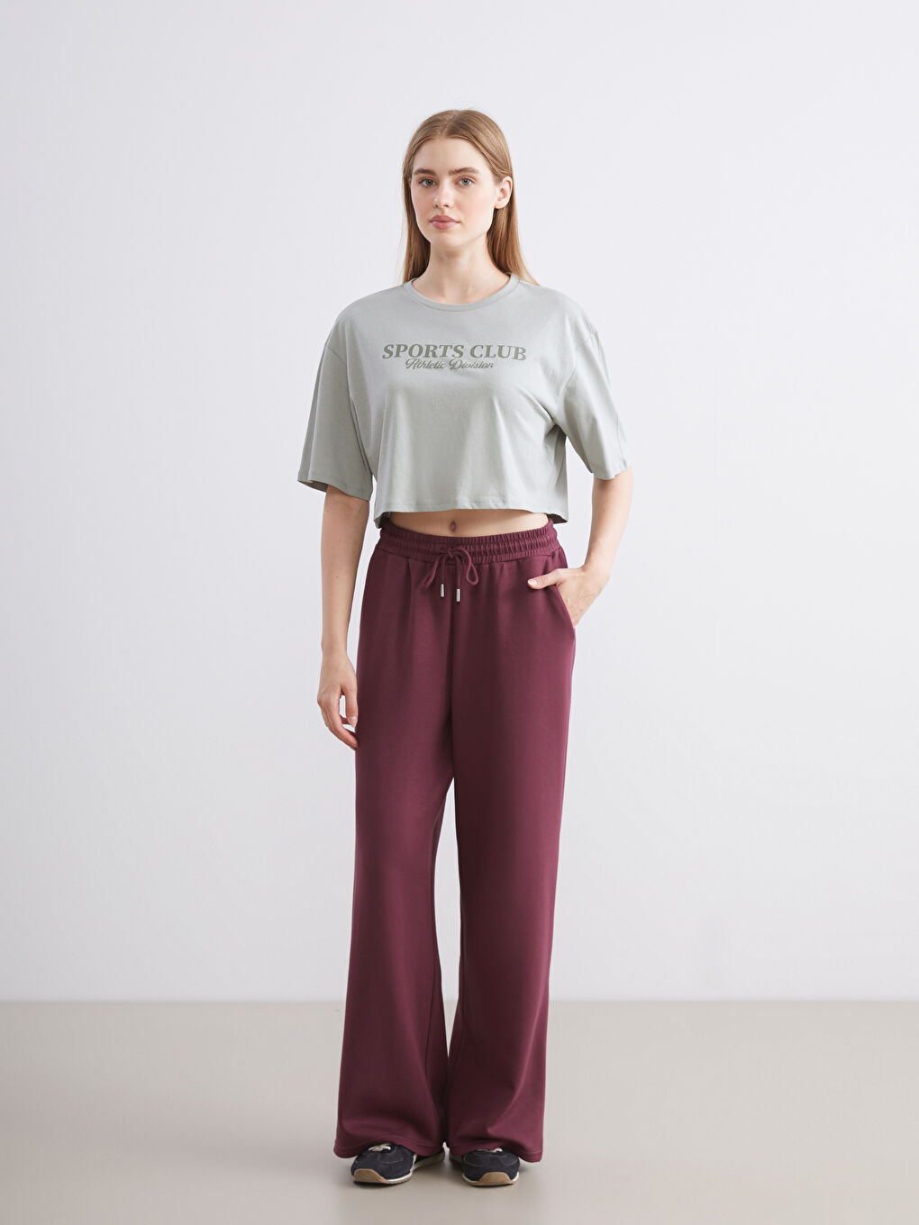 Crew Neck Oversize Crop Women's Sports T-Shirt-1