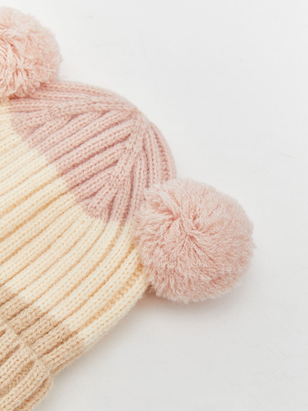 Baby Girl ECRU Newborn Beanie-2