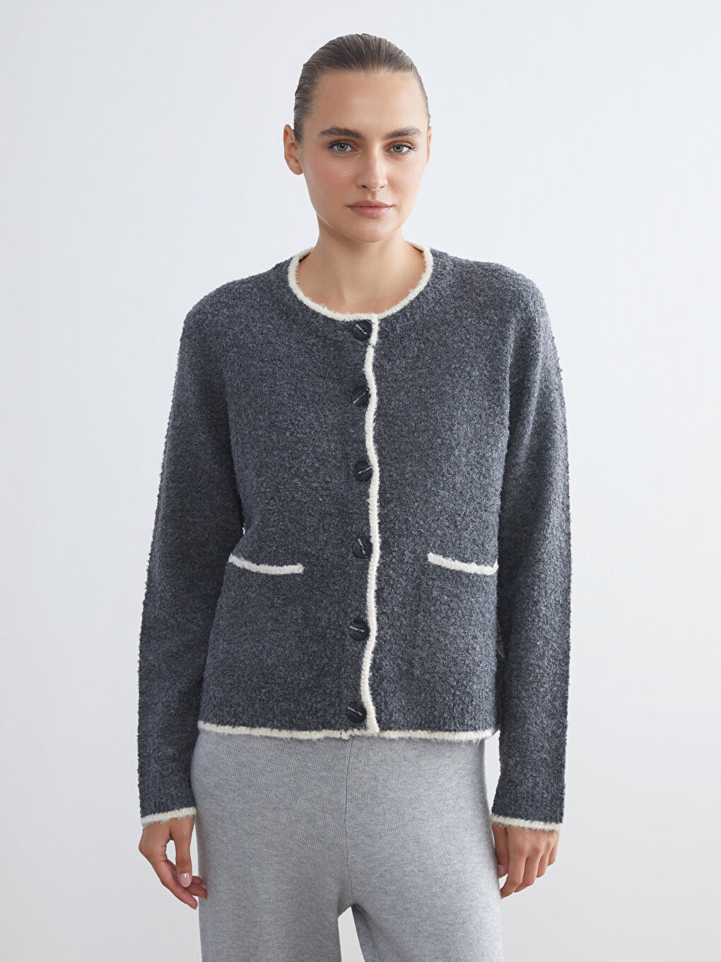 әйелдерге арналған трикотаж кардиган