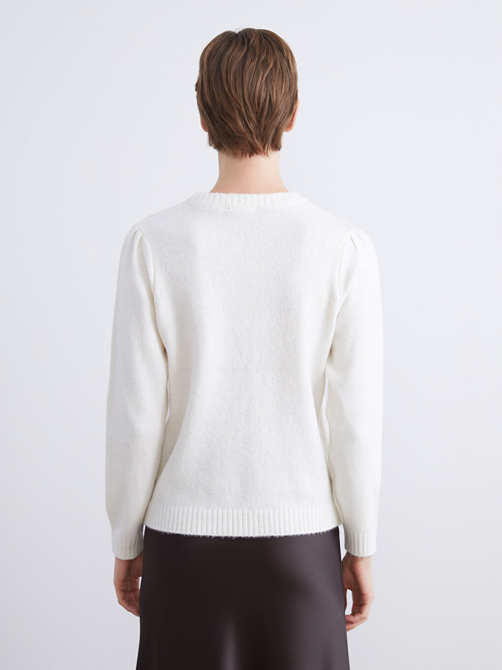 Crew Neck Embroidered Women's Knitwear Sweater-3