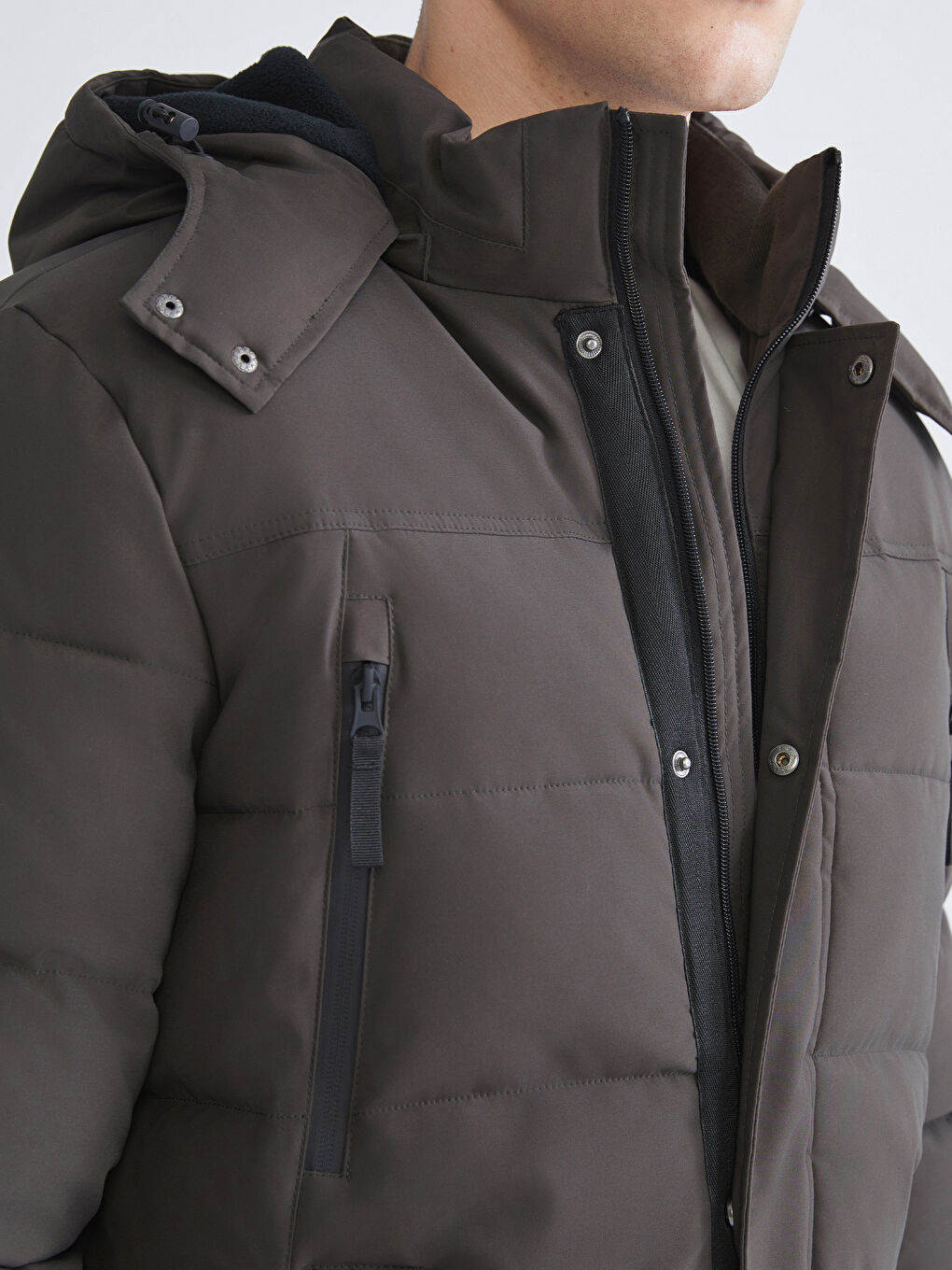 Standard Fit Hooded Men's Puffer Coat-2