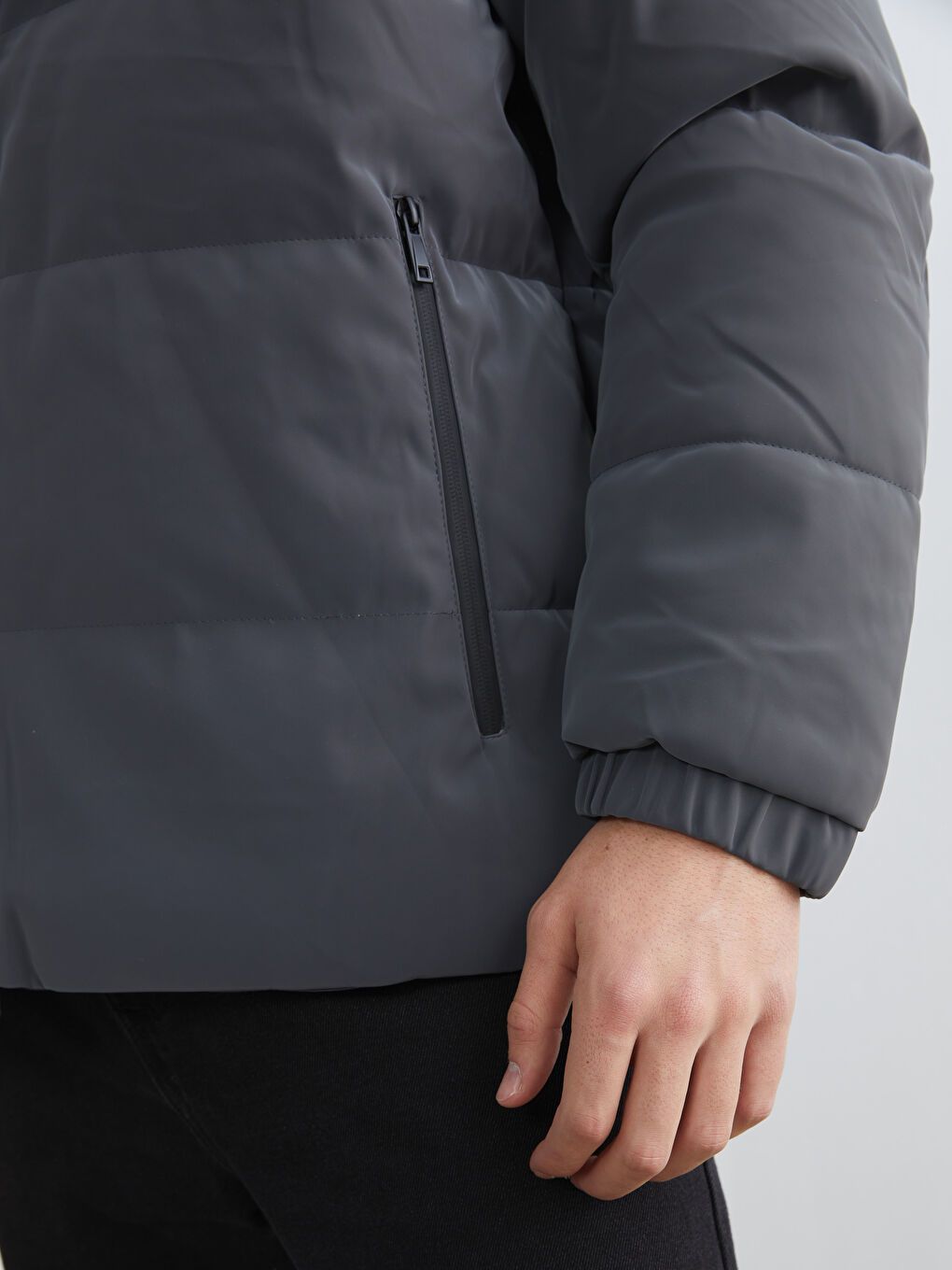 Standard Fit Hooded Men's Puffer Coat-3