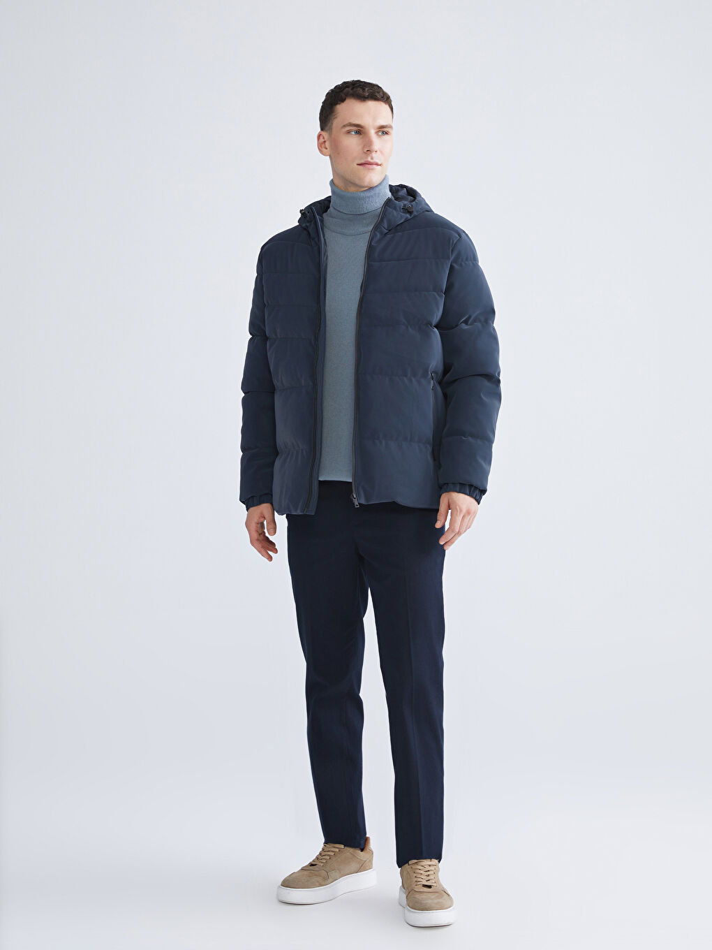 Lacivert Standart Kalıp Kapüşonlu Erkek Şişme Mont-1