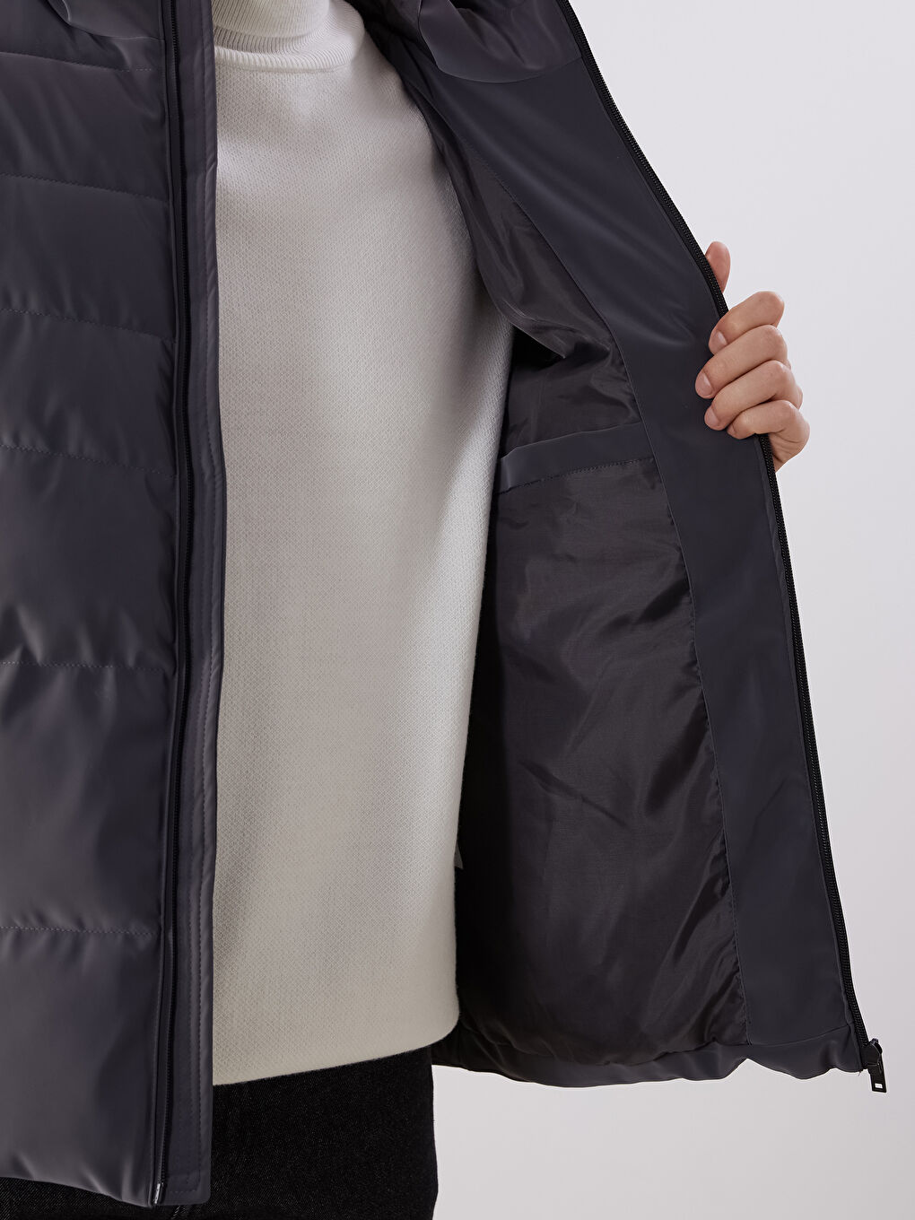 Standard Fit Hooded Men's Puffer Coat-3