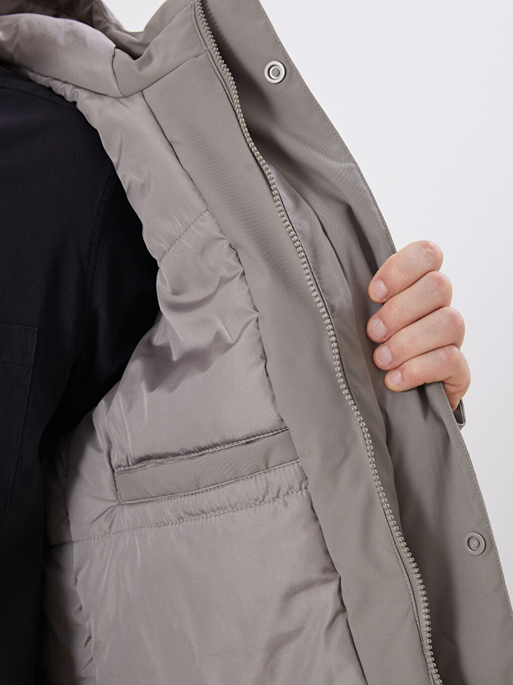 Kahverengi Standart Kalıp Kapüşonlu Erkek Mont-5