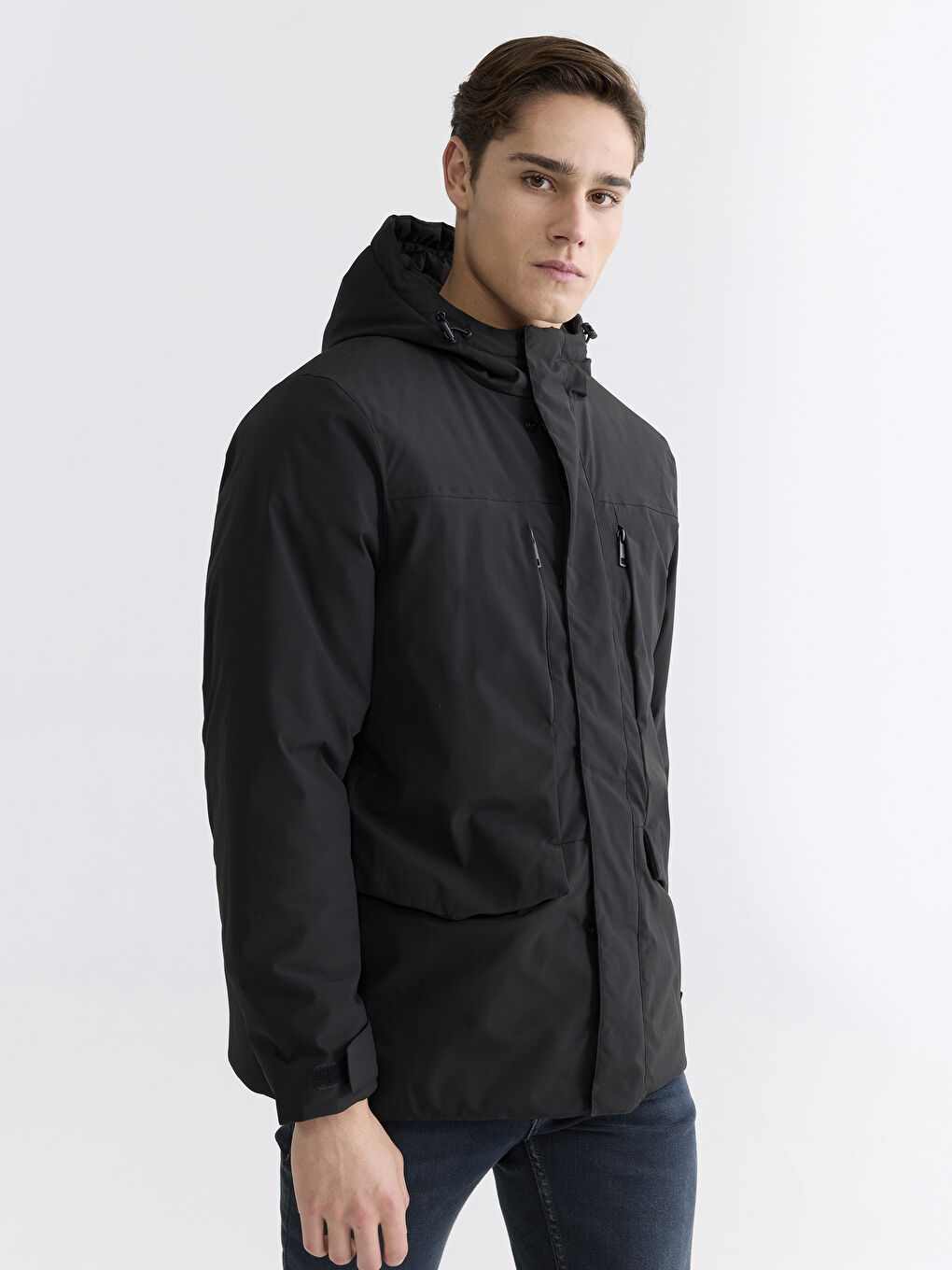 Мужская куртка стандартного кроя с капюшоном-1