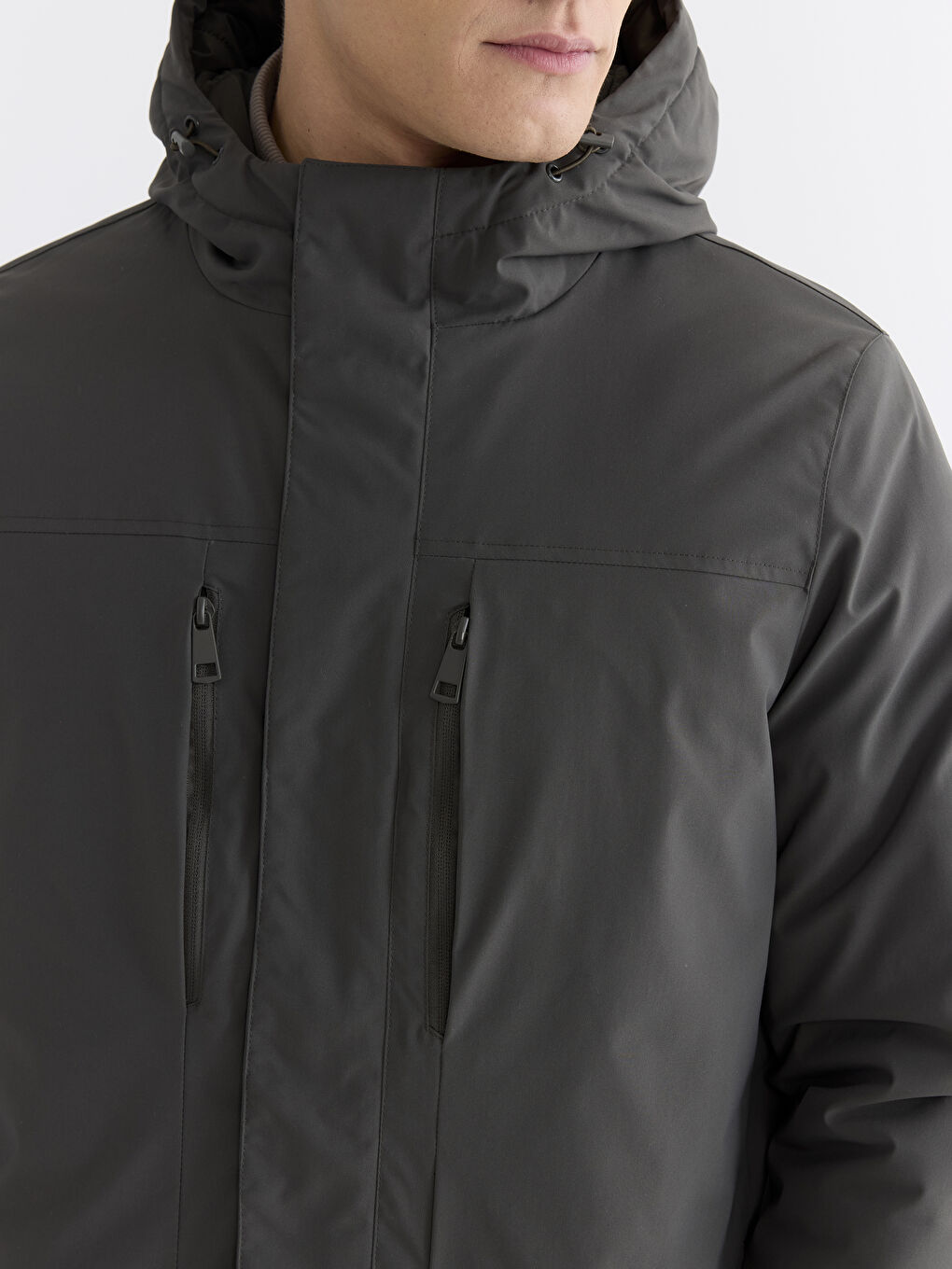 რეგულარული მორგების კაპიუშონიანი მამაკაცის ქურთუკი-6