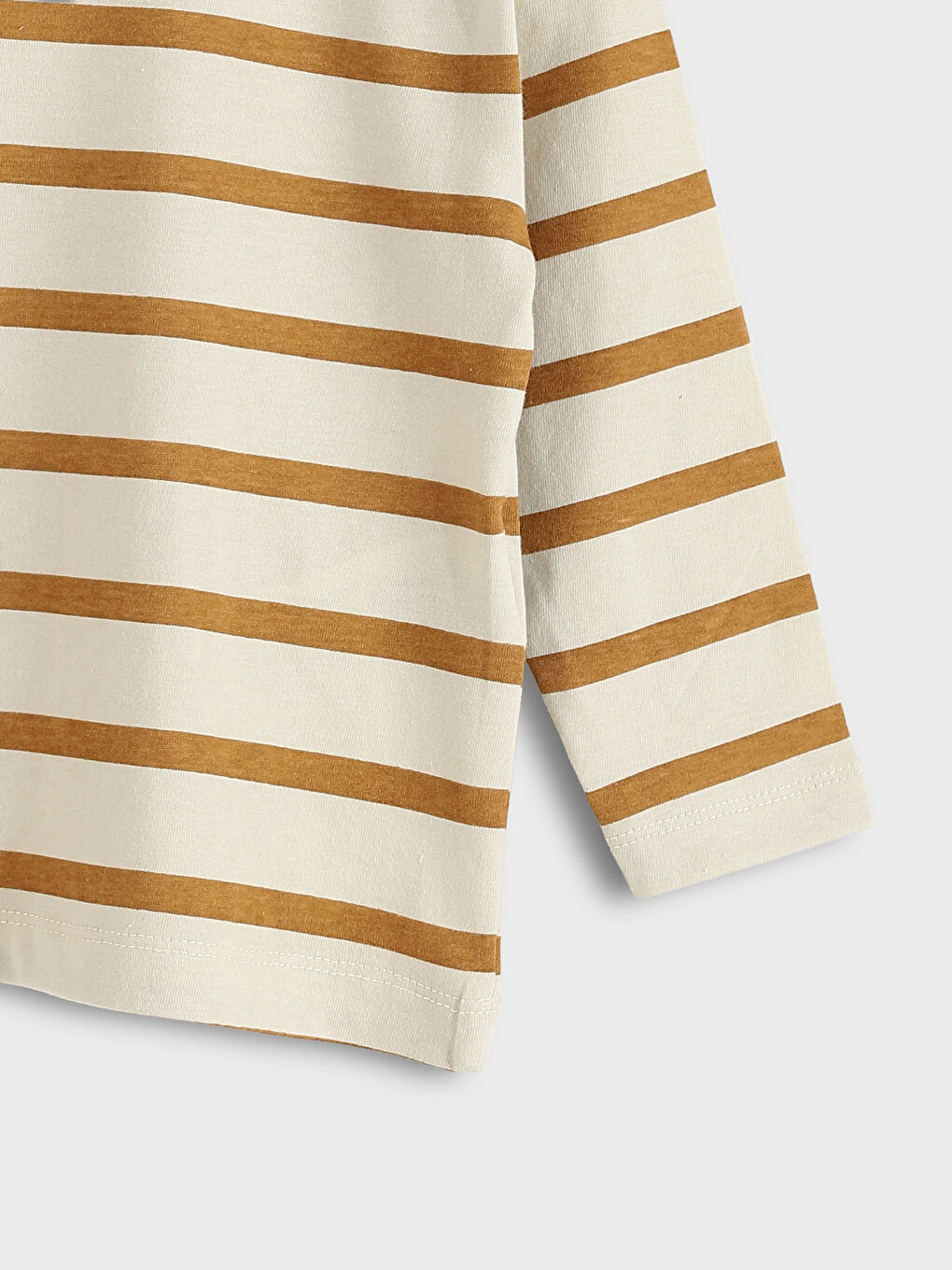 تيشيرت مخطط بياقة دائرية للأولاد-2