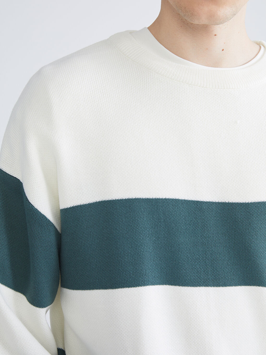 Yeşil Bisiklet Yaka Çizgili Erkek Triko Kazak-2