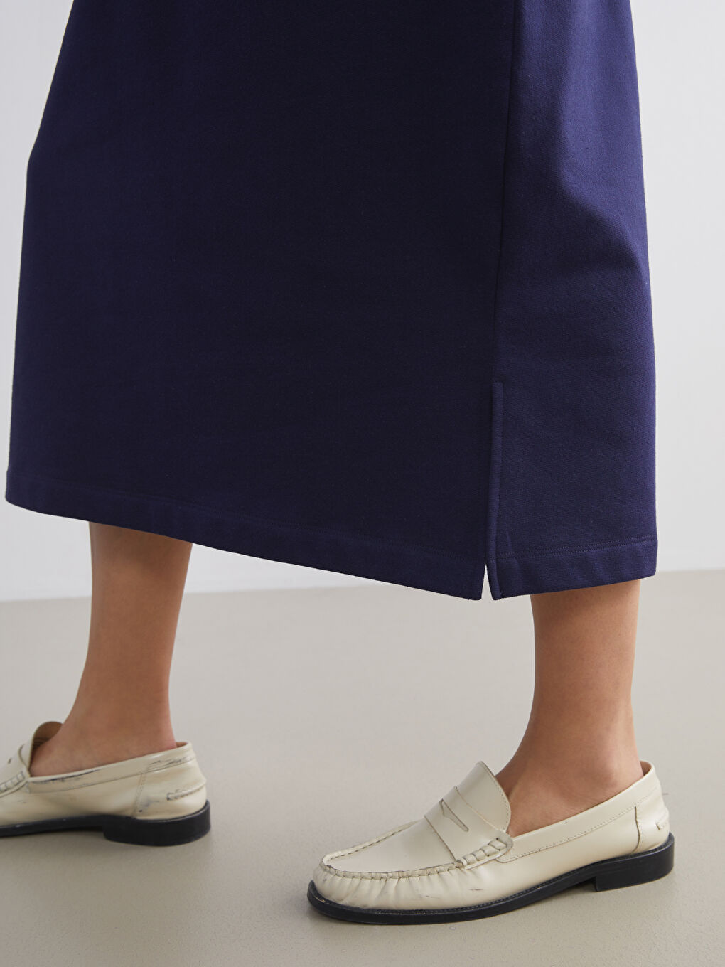 فستان كحلي امرأة-2