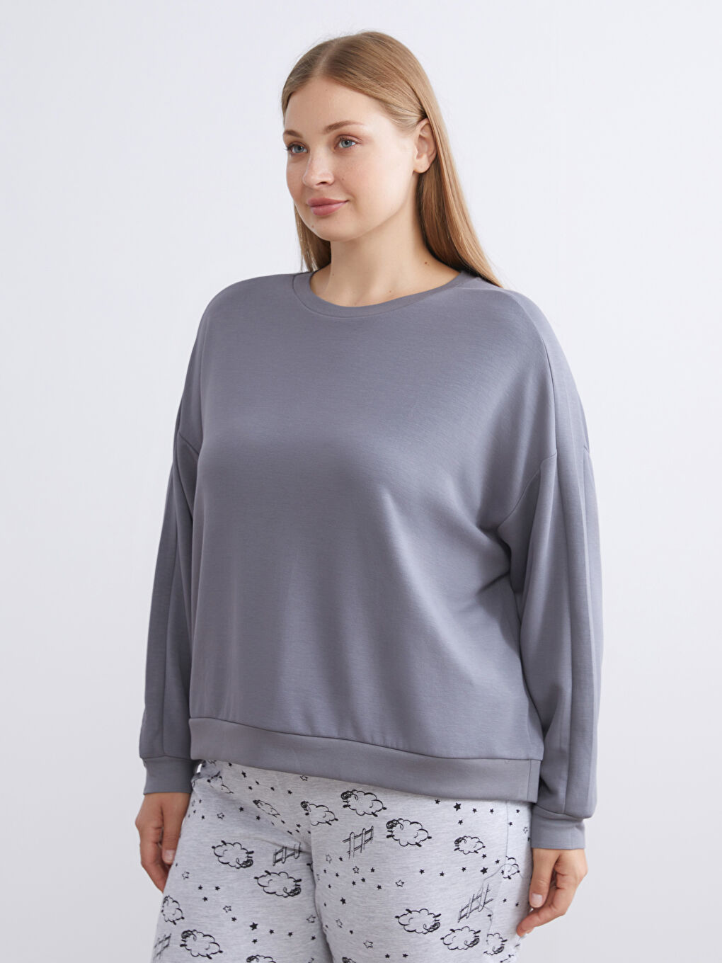 Crew Neck Oversize Women's Pyjama Top-1