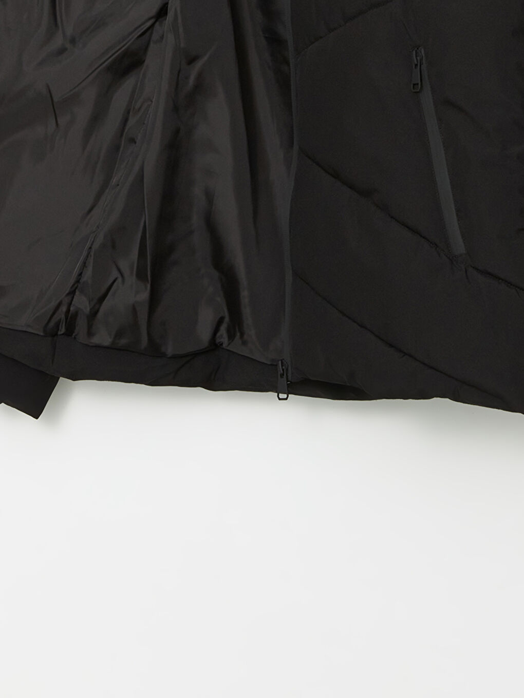 Siyah Standart Kalıp Kapüşonlu Erkek Şişme Mont-6