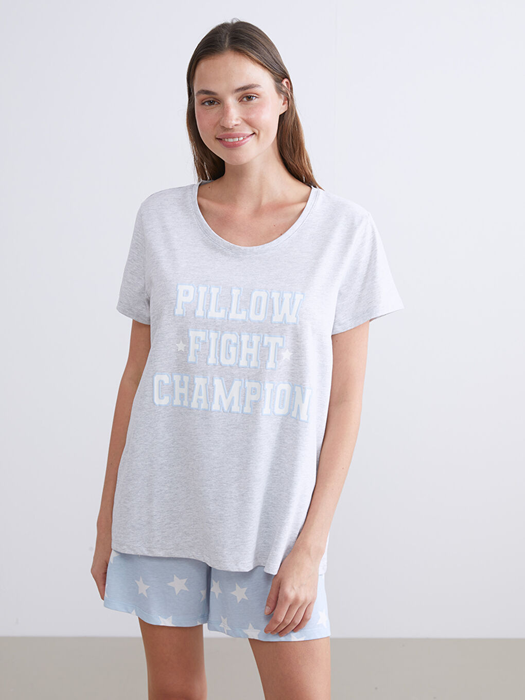 Mavi Yıldız Desenli Kadın Şortlu Pijama Takımı-2