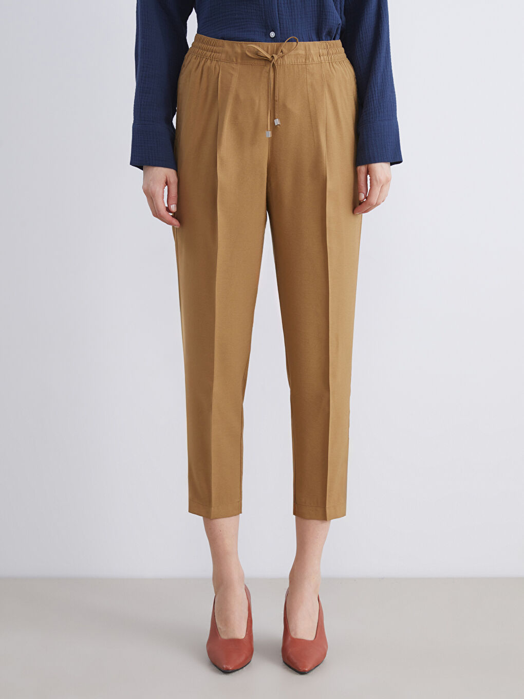 Woman BROWN Trousers-1