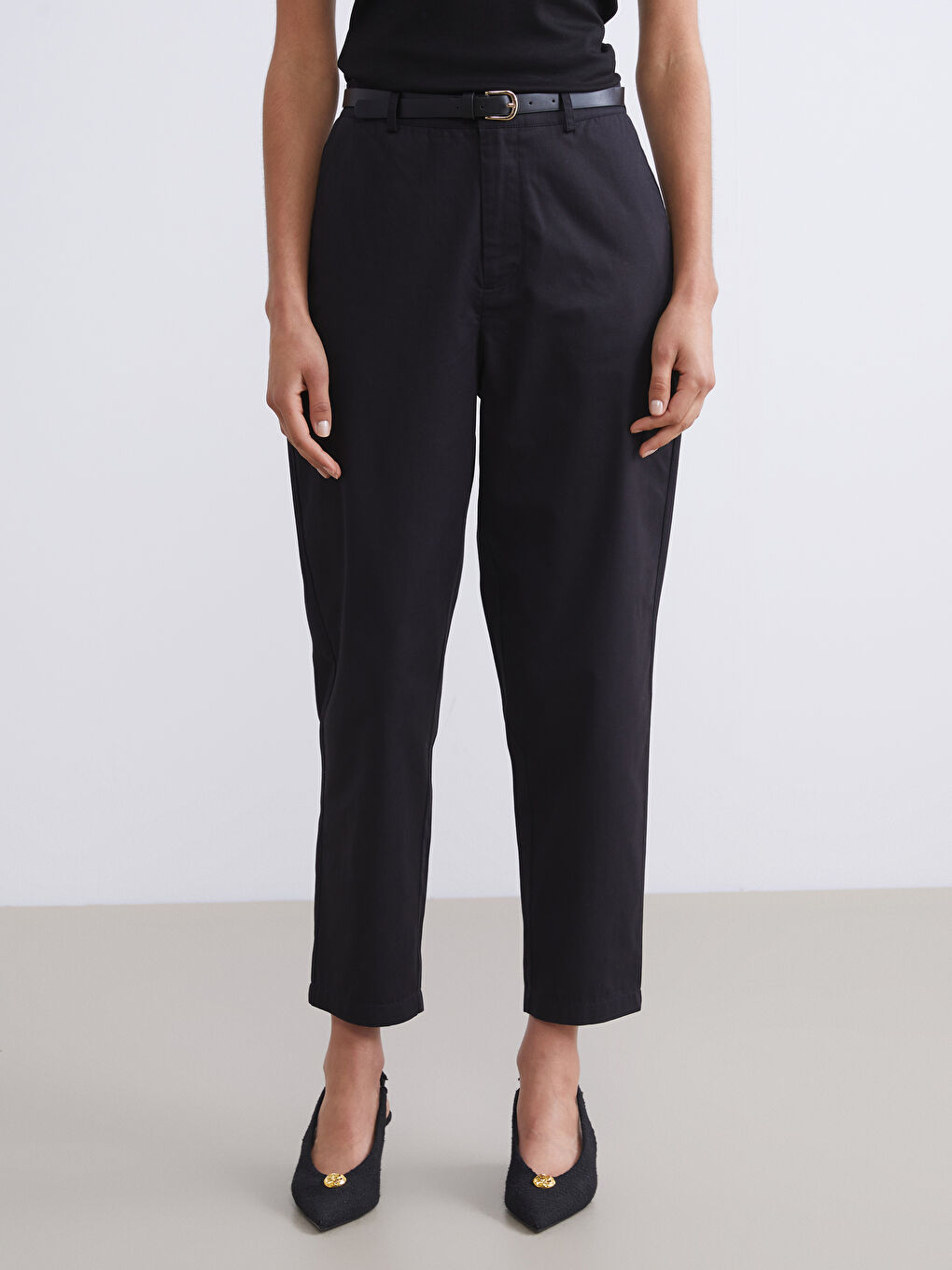 Hosen für Damen mit Gürtel-1