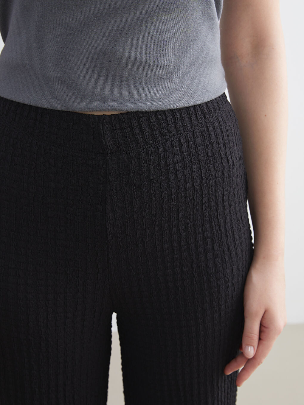 әйелдерге арналған серпімді белдік рельефті трикотаж кең балақ шалбар-6