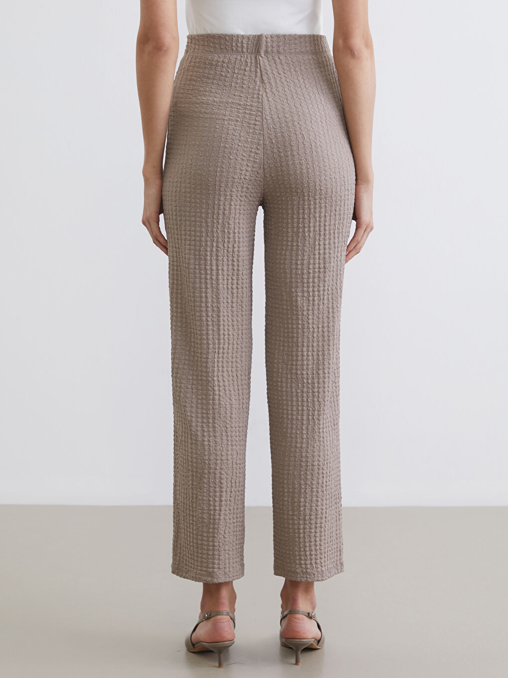 Beli Lastikli Dokulu Geniş Paça Kadın Pantolon-7