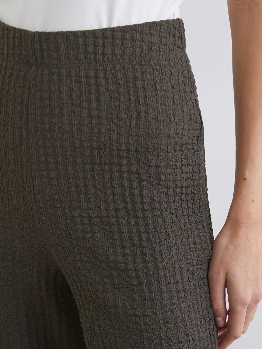 Elasticated Waist Textured Wide Leg Women's Trousers-3