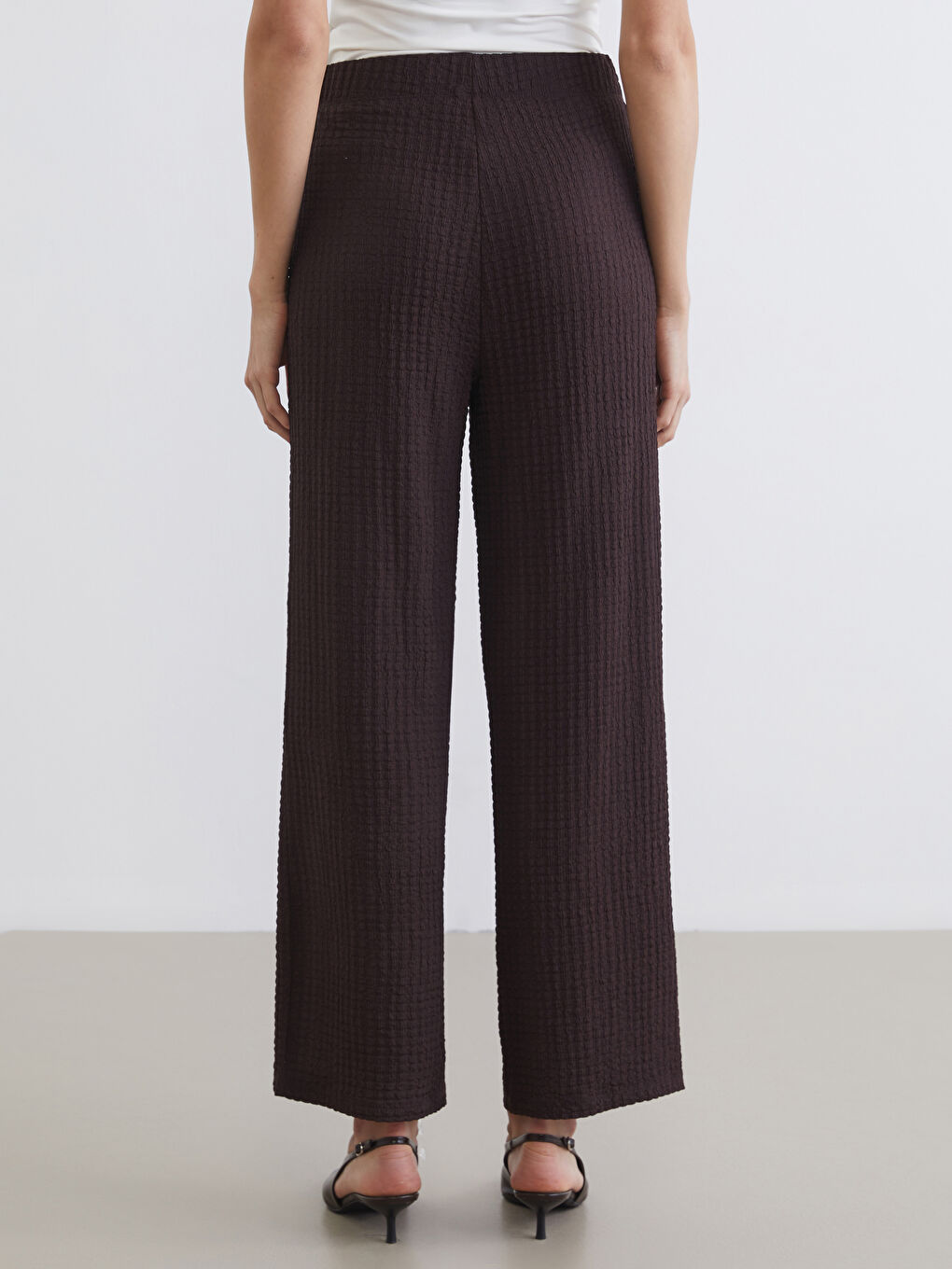 Beli Lastikli Dokulu Geniş Paça Kadın Pantolon-7