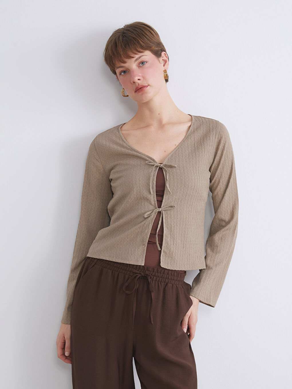 LCWAIKIKI Classic Woman BEIGE Blouse -W59382Z8-GQF
