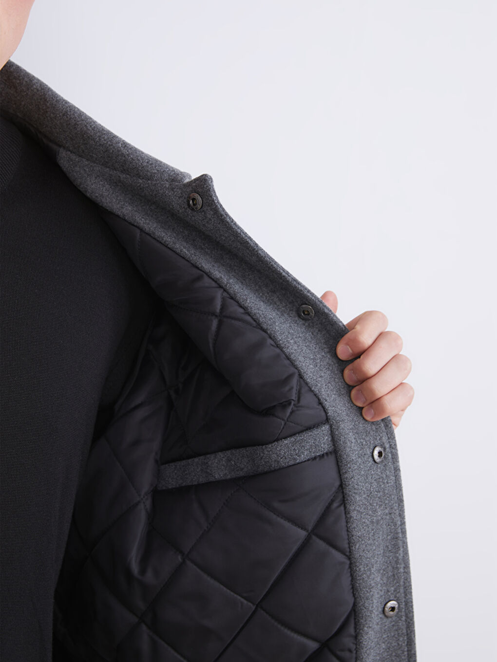 Gri Kolları Deri Detaylı Gömlek Yaka Erkek Mont-3