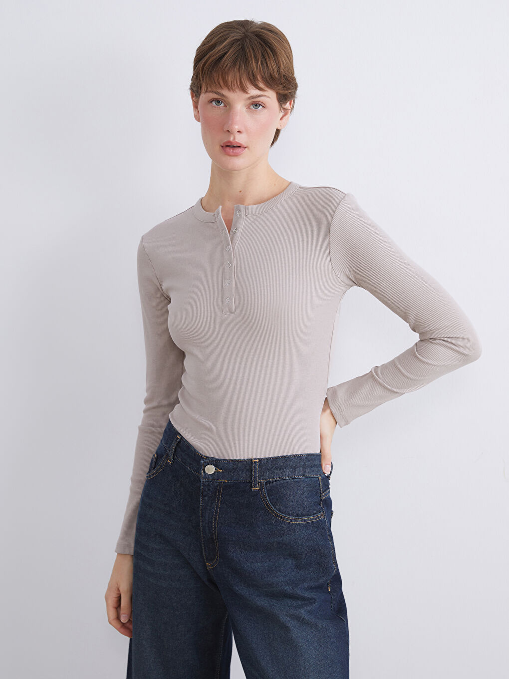 Bej Bisiklet Yaka Kadın Body