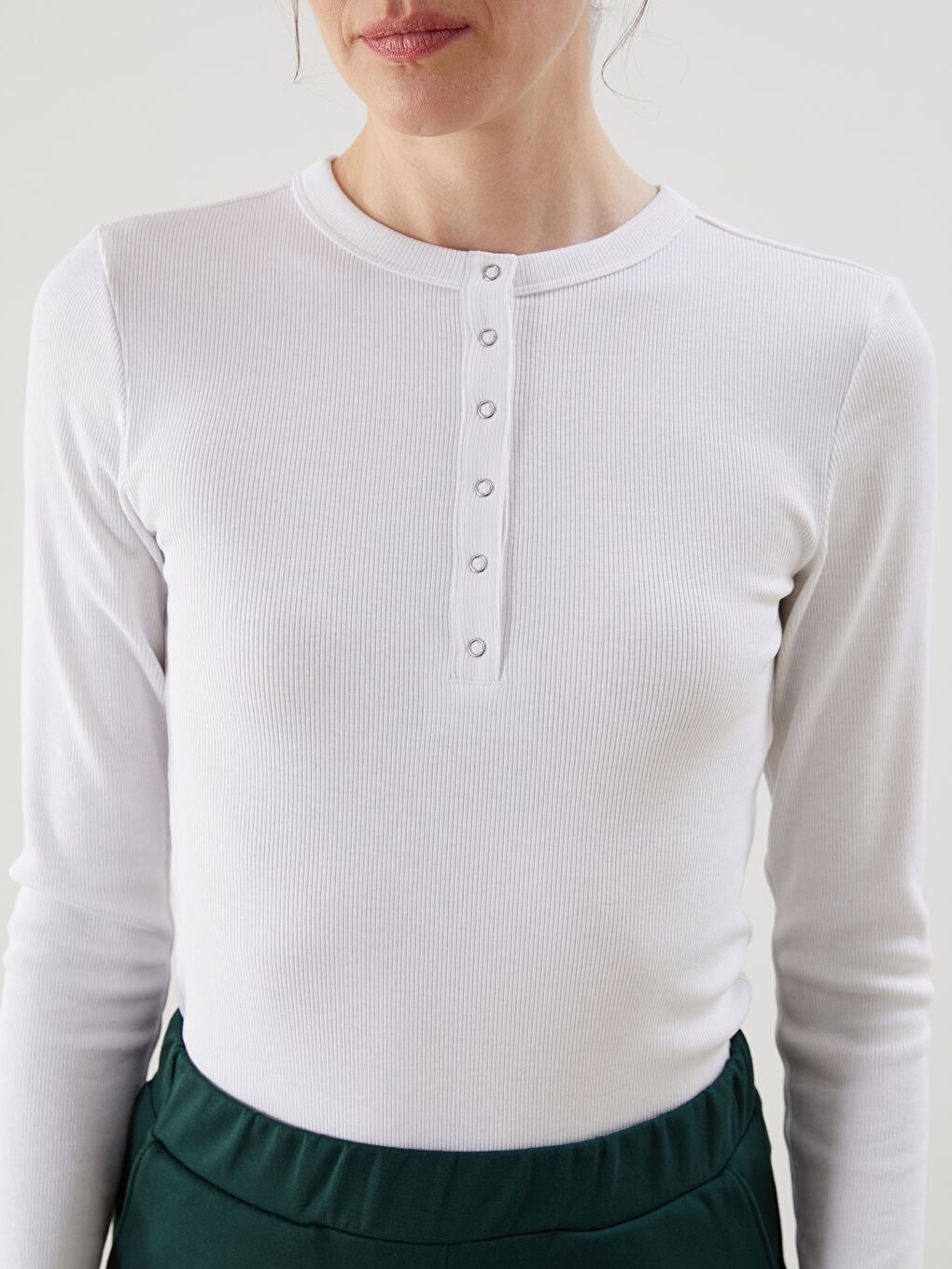 LCWAIKIKI Classic Crew Neck Women's T-Shirt -W59461Z8-Q6K