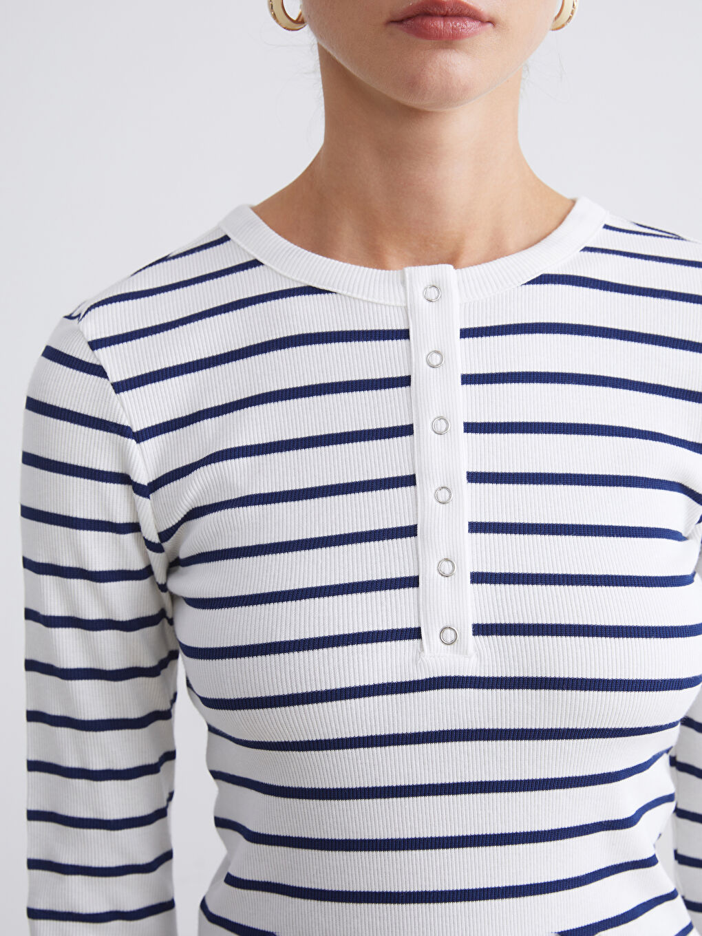 LCWAIKIKI Classic Crew Neck Striped Women's Body -W59462Z8-LGS