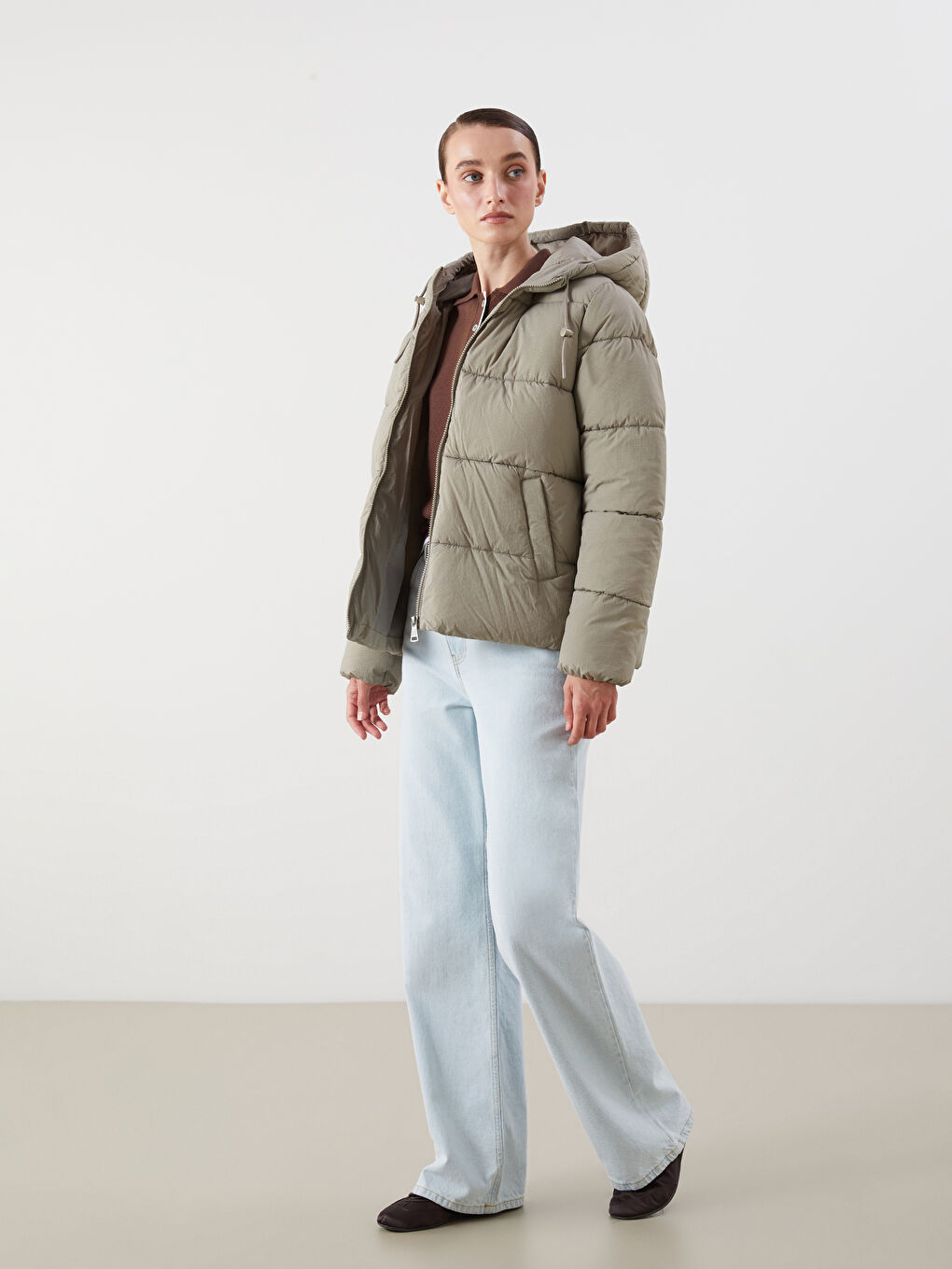 Hooded Women's Puffer Coat-1