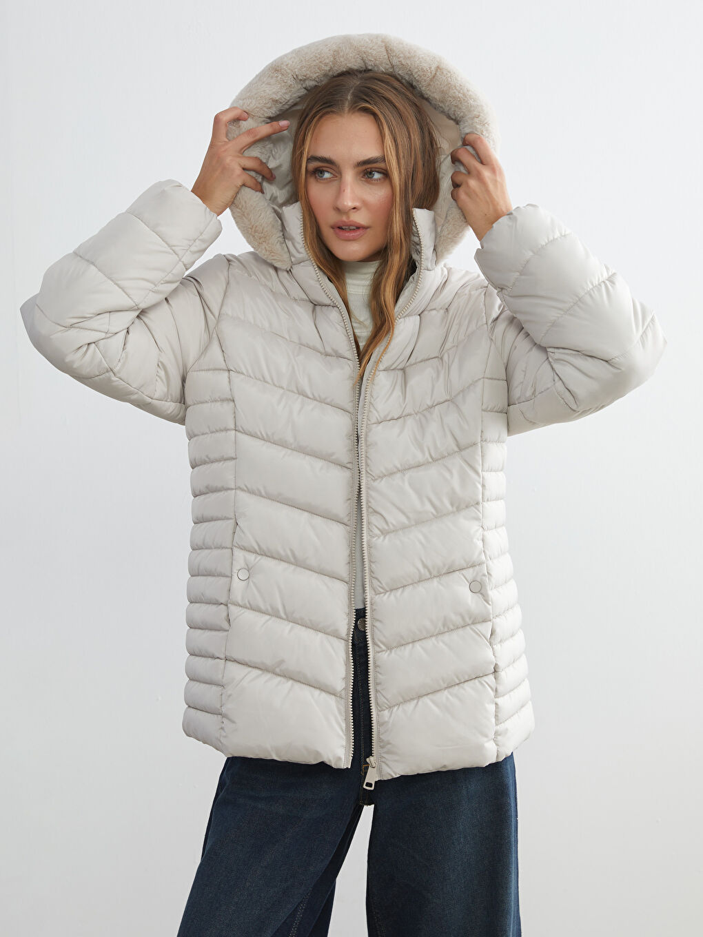 Hooded Women's Puffer Coat