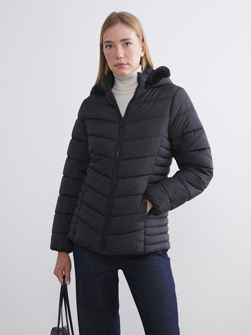 Ženska Puffer Jakna sa Kapuljačom
