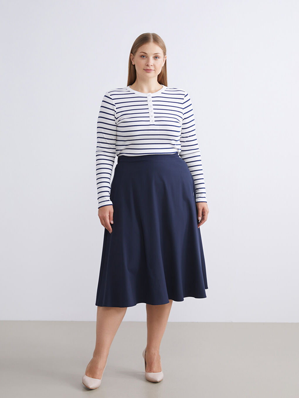 Elasticated Waist A-Line Skirt-1