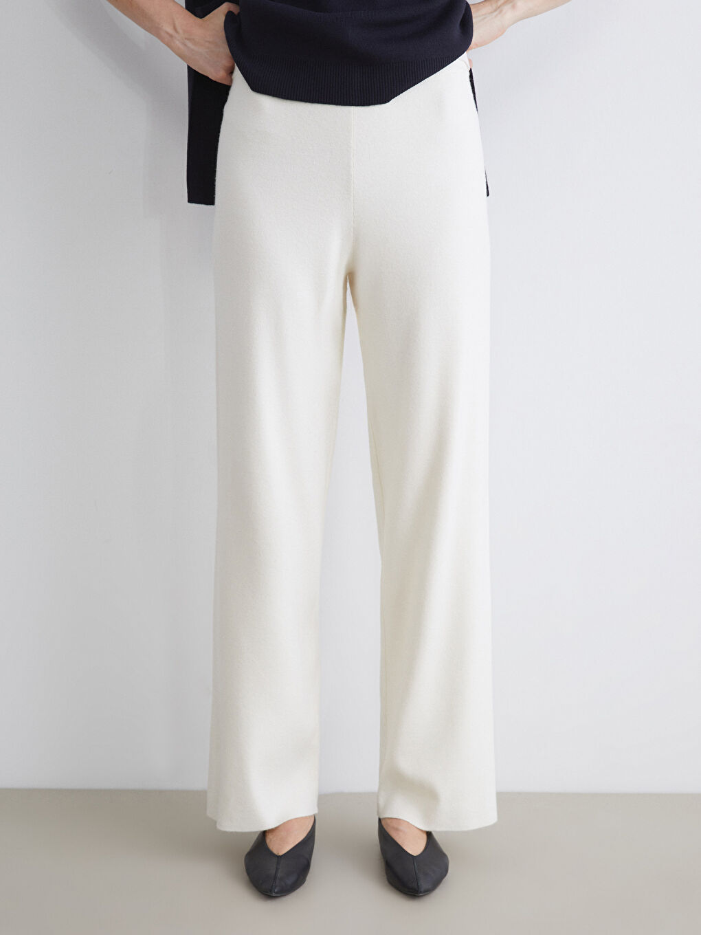 Elasticated Waist Women's Knitwear Trousers-1