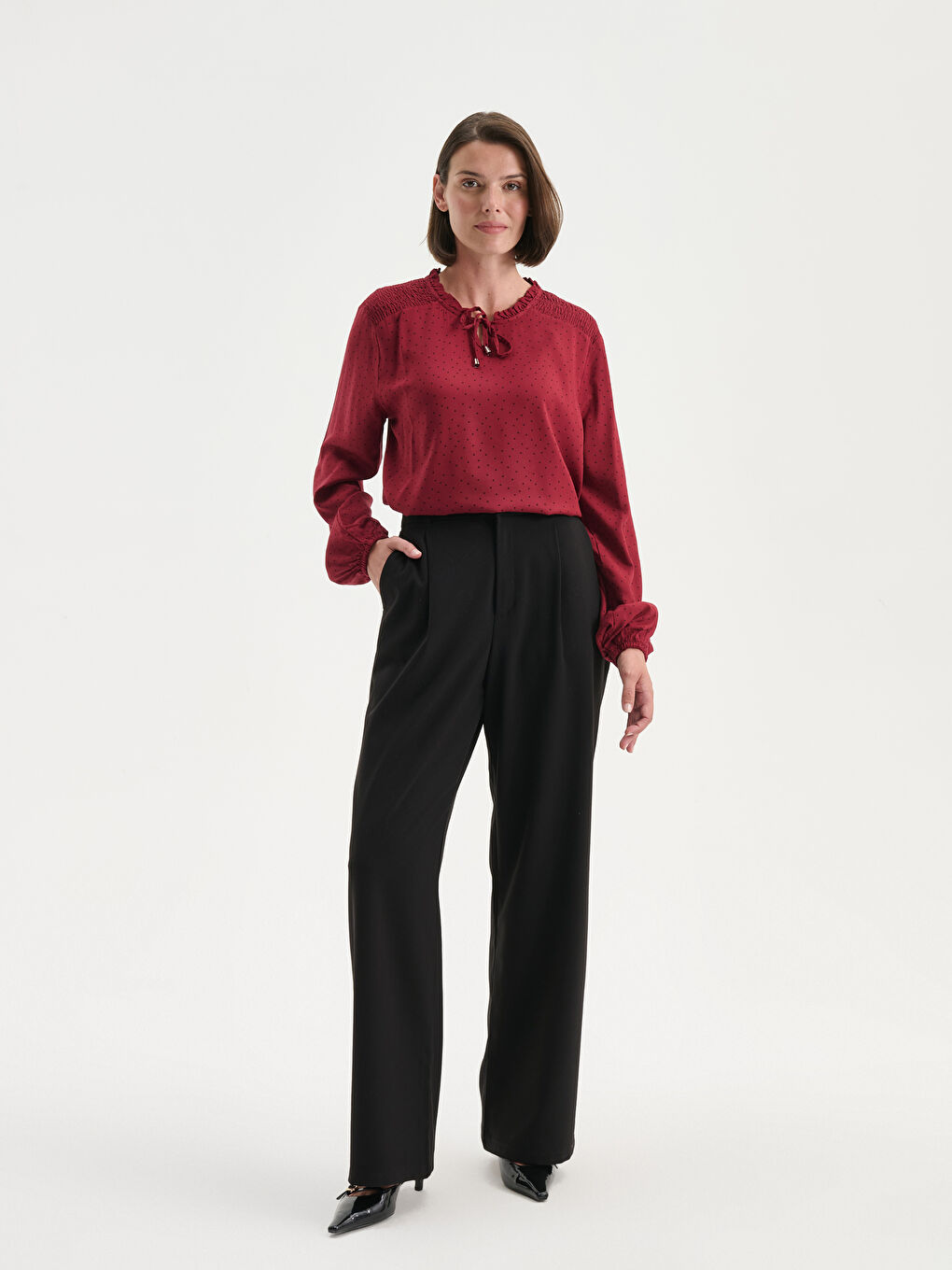 LCW Grace Tie Neck Patterned Blouse -W59659Z8-LQW