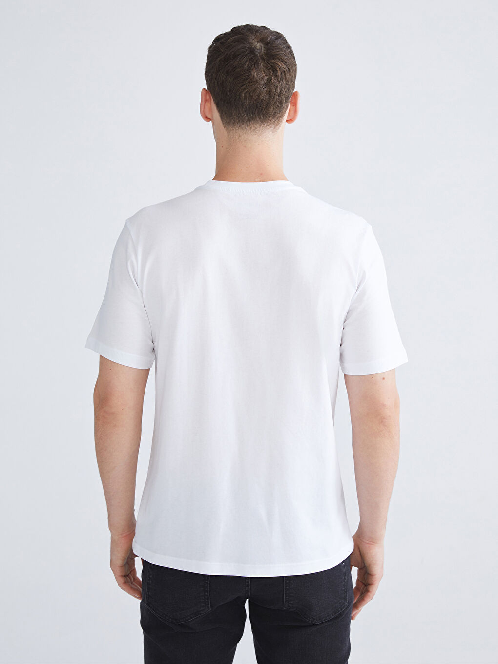 Beyaz Bisiklet Yaka Atatürk Baskılı Penye Erkek Tişört-3