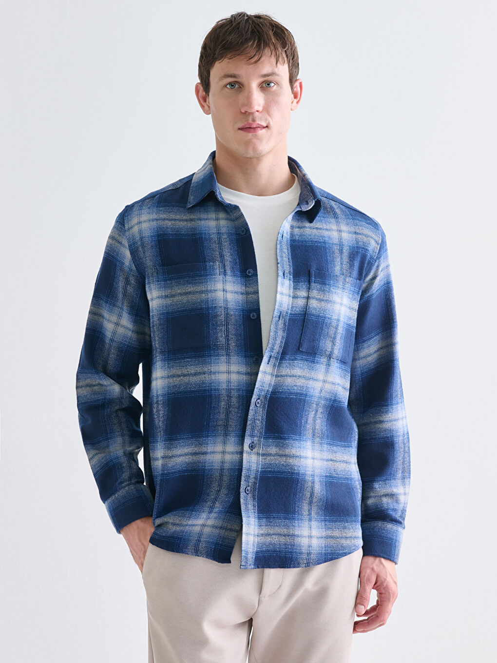 LCWAIKIKI Classic Regular Fit Long Sleeve Plaid Gabardine Men's Shirt -W59675Z8-MRR