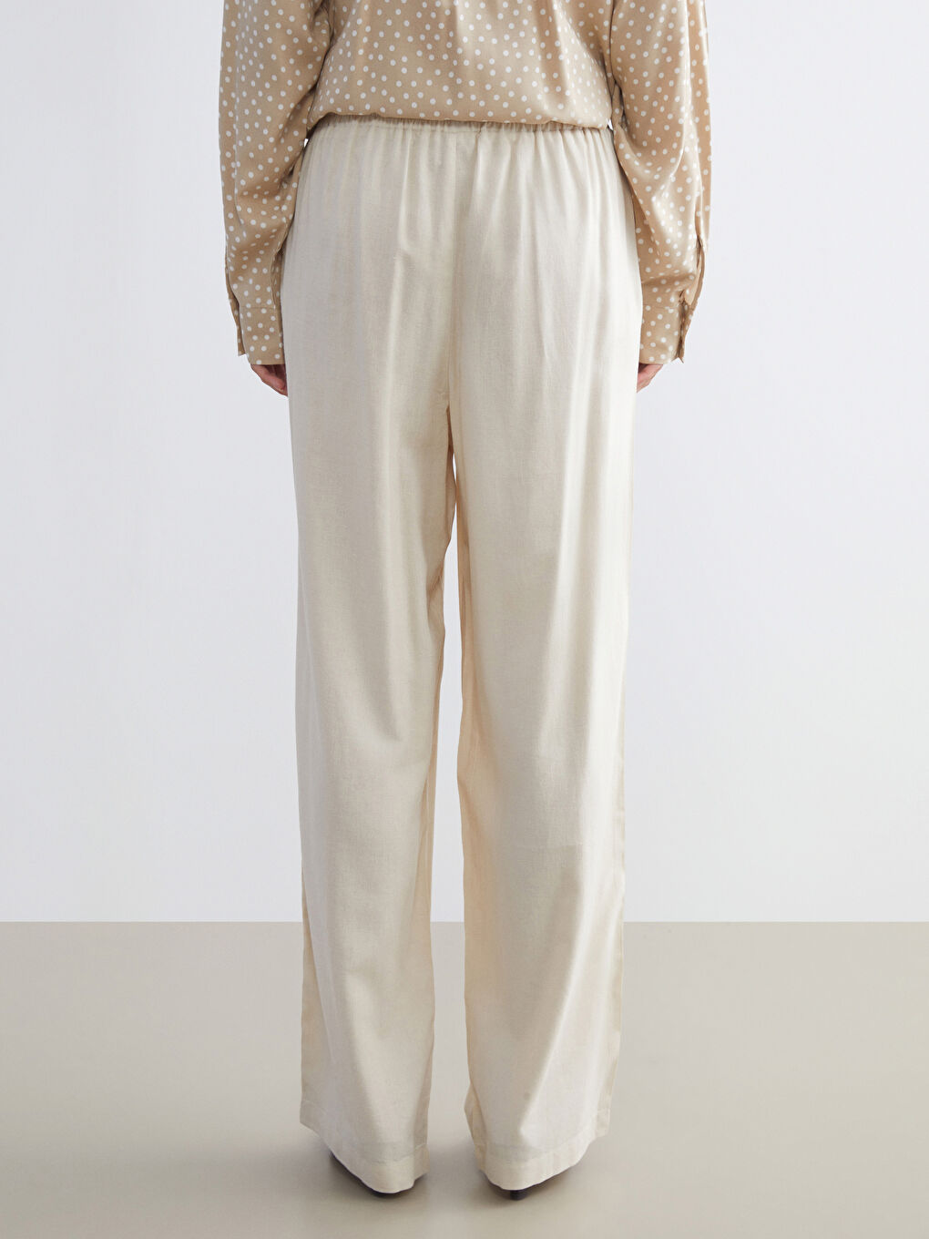 Women's Elastic Waist Linen Blend Trousers-3