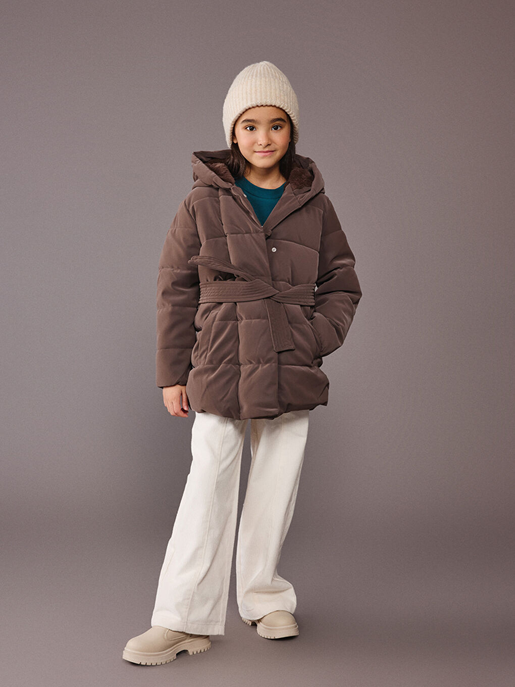Kahverengi Kapüşonlu Kız Çocuk Kaban-1