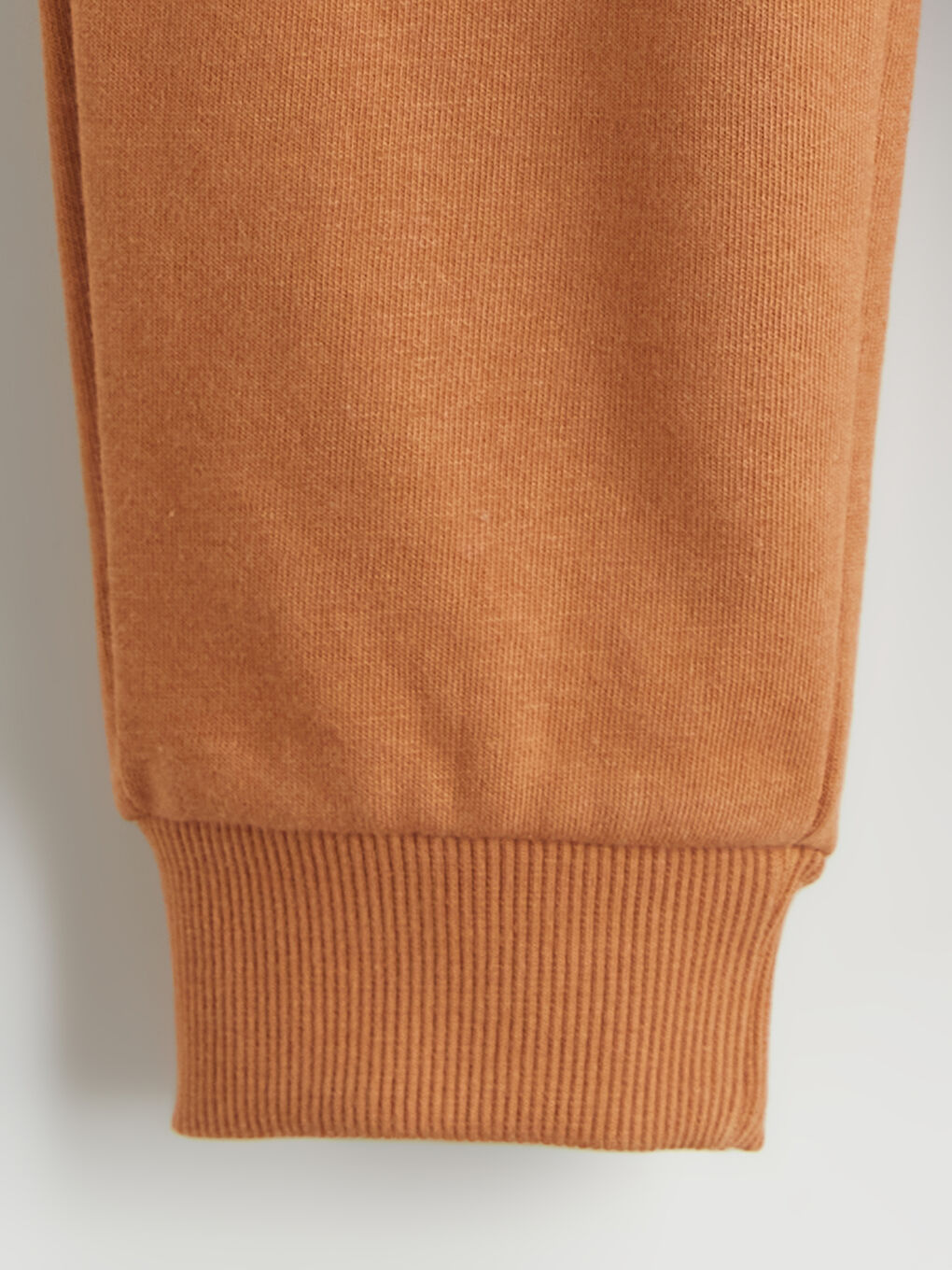 Kahverengi Beli Lastikli Erkek Çocuk Jogger Eşofman Altı-1