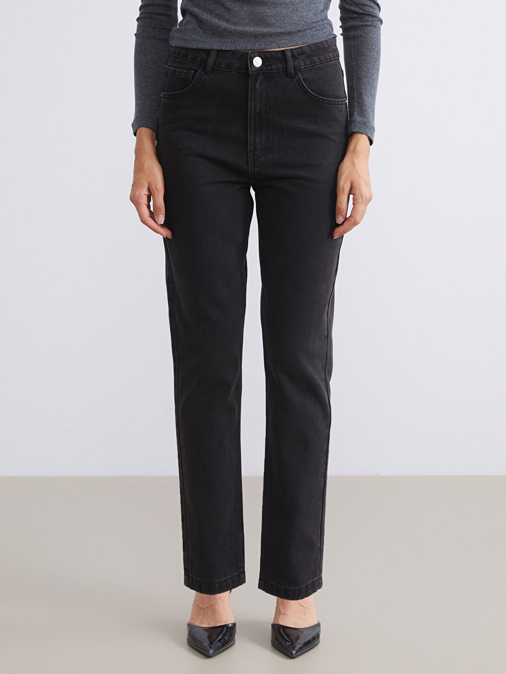 Mom Fit Women's Jeans-1