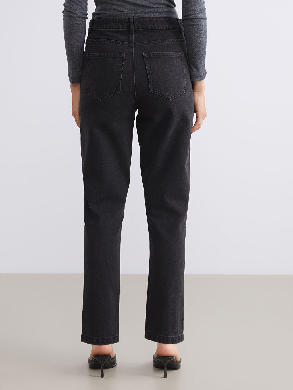 Mom Fit Women's Jeans-3