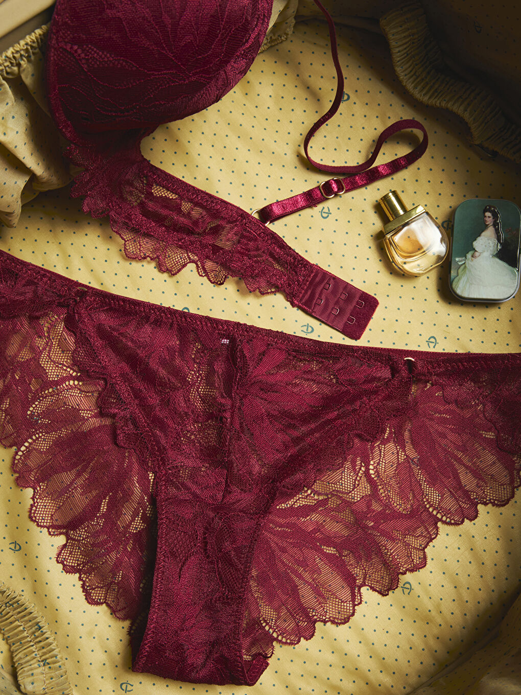 بيكيني دانتيل فانتازي