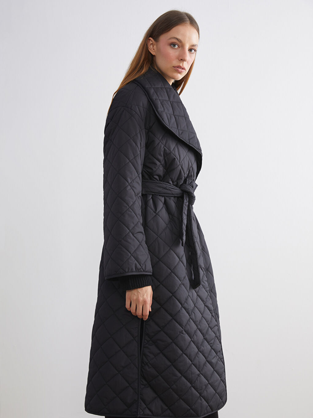 Siyah Ceket Yaka Kapitone Kadın Şişme Mont-3