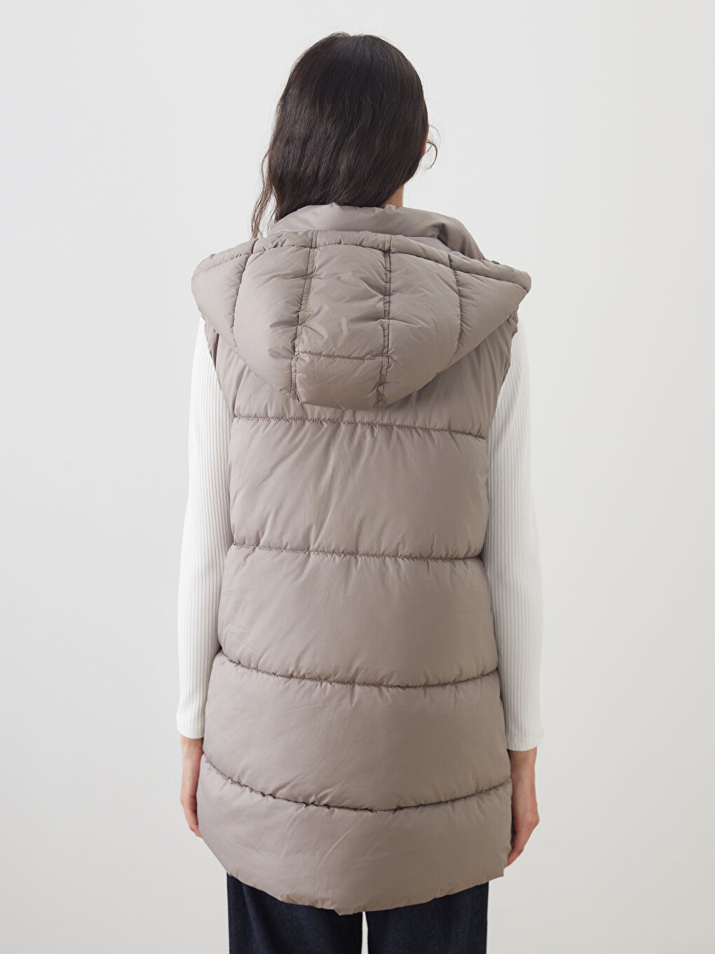 LCW Modest Hooded Women's Puffer Gilet -W59875Z8-EHW