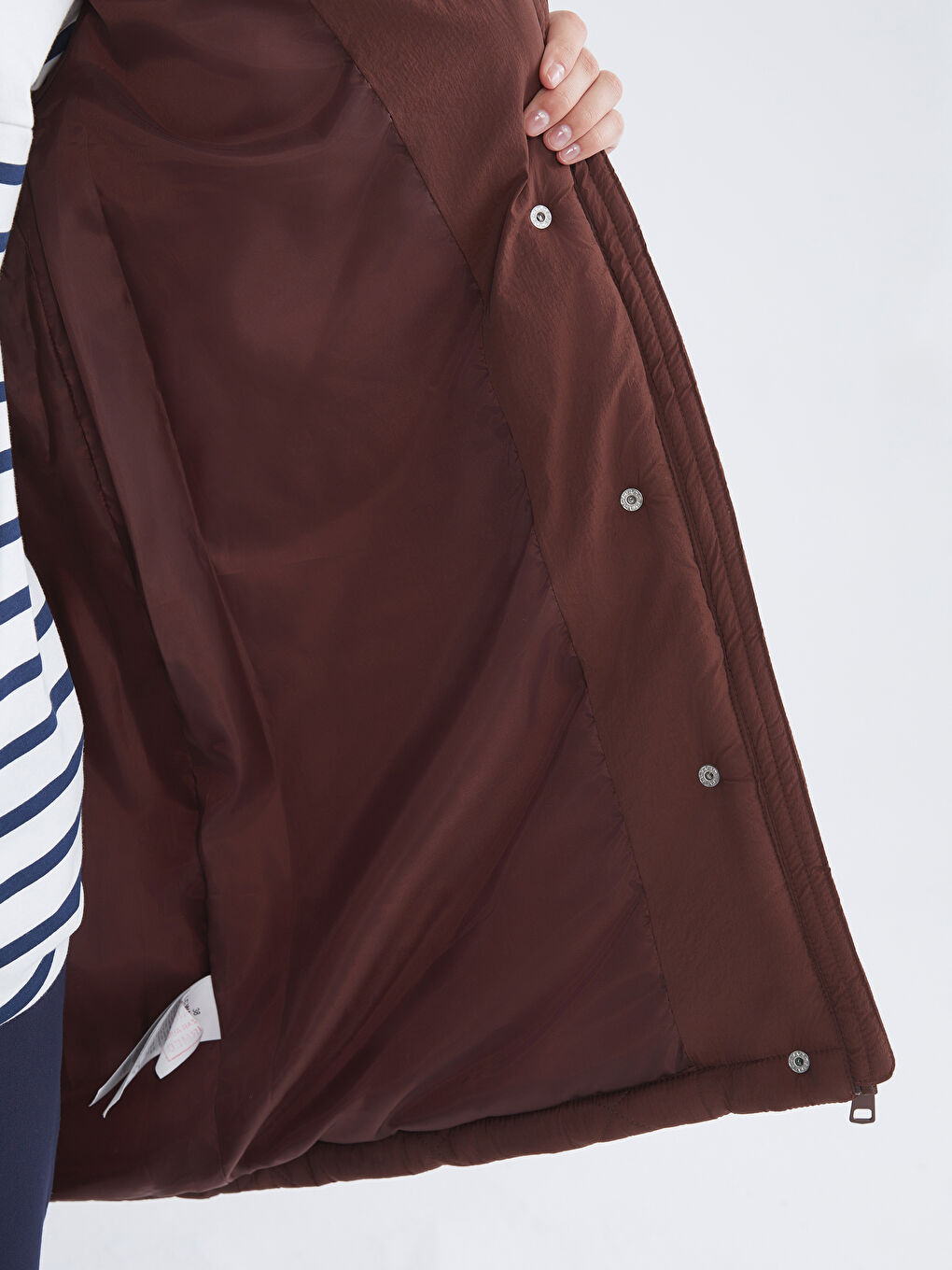 Kahverengi Kapüşonlu Kapitone Oversize Kadın Şişme Mont-3